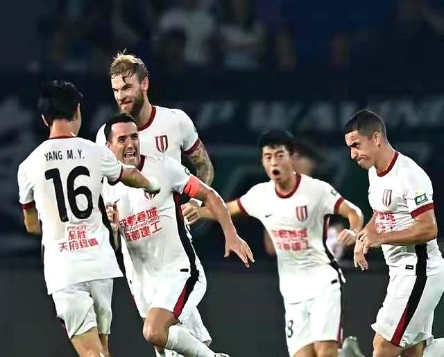 关于里程碑夜！武汉三镇伤情更新，CBA季后赛清晨刷纪录，目标明确，阵容厚度经受考验的信息-南宫官网app