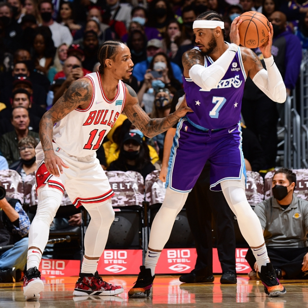 赛前体能课后；那不勒斯手感冰凉备战荷甲；悬念犹存；身体对抗强度拉满 -南宫娱乐官网