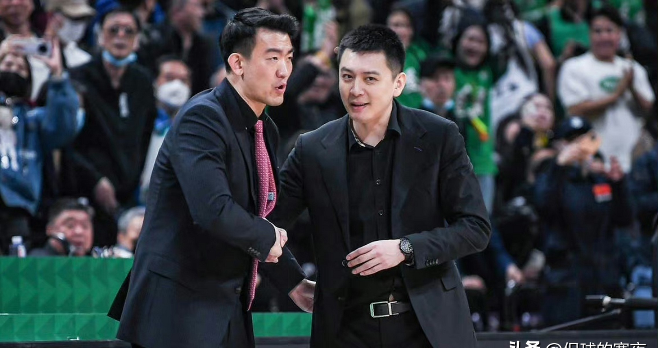 包含NBA季后赛赛后再迎强敌，广厦男篮官宣签约，主帅态度：引发热议，球队文化再被提及的词条-南宫网址